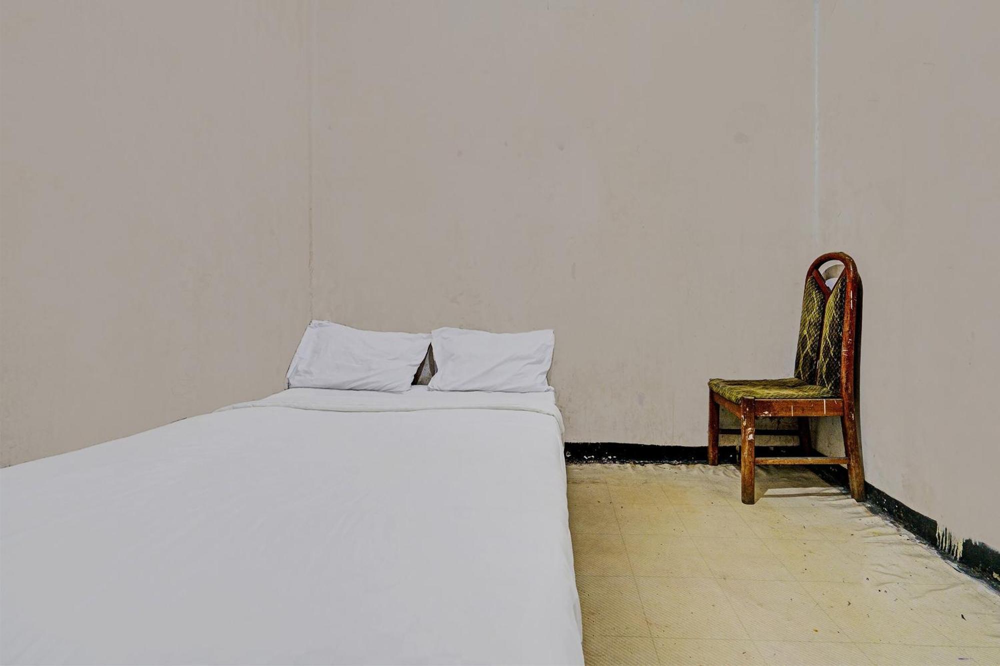 Отель Oyo Life 92709 Kost Teras Cikapundung Syariah Бандунг Экстерьер фото